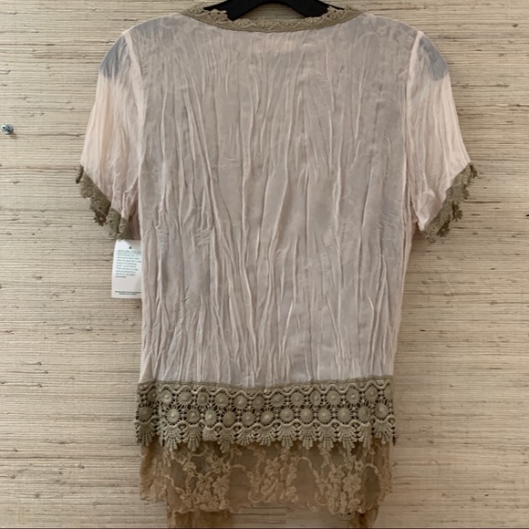 NWT Boho/Vintage tan and brown lace top. Can be tied or worn over cami. - Picture 4 of 6